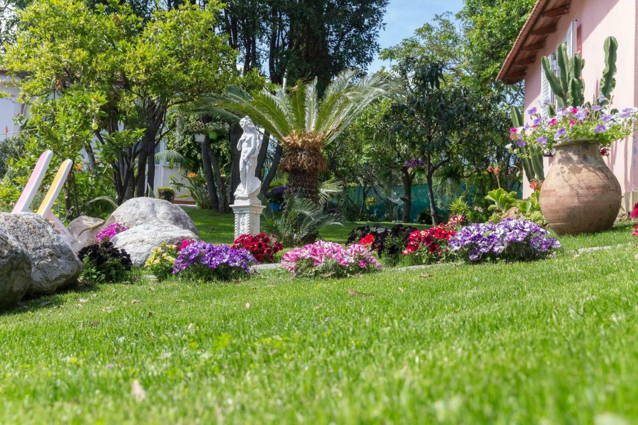 Le Villette Di Villa Paola Лоано Экстерьер фото
